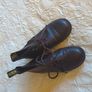 Saxon youth boots